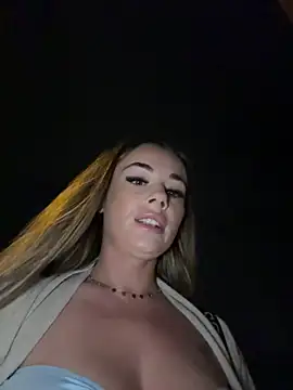 IsabellaEtthan Live XXX Chat