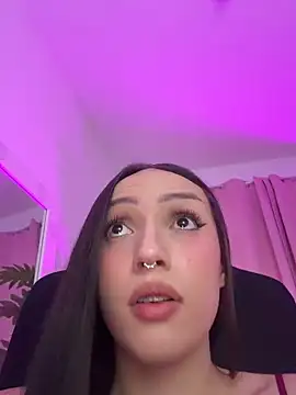 הופעת וובקאם של Im_lauritaa