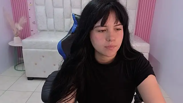 sarita_09_s Live XXX Chat