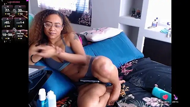 Chatroom XXX en direct de RylReese
