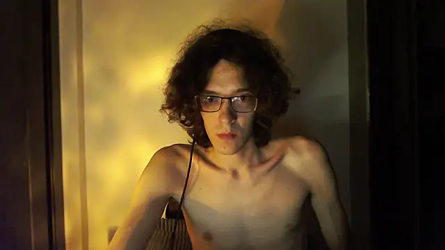 XXX chat uživo modela LovesomeCookie