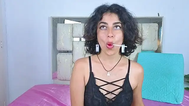 Chat +18 de Scarlett_steward ao vivo