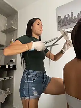 dominantandsubmissiveshow Show in webcam