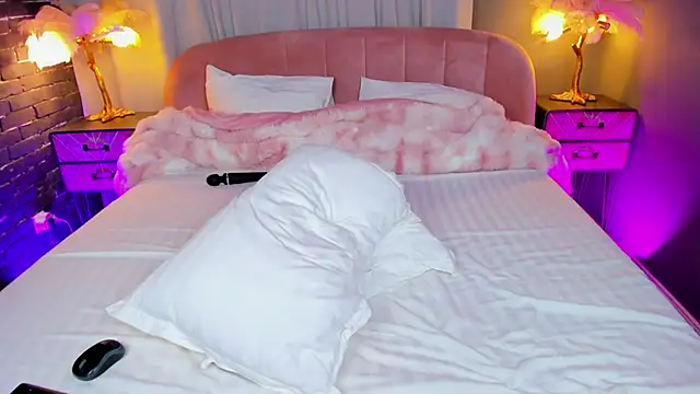 Živý XXX chat AmedeeaBanks