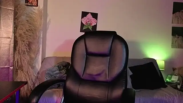 XXX chat uživo modela GaiaJonness