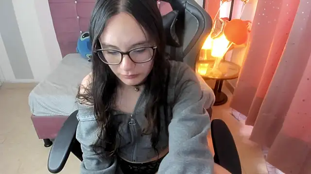 Wanda_sg live XXX chat