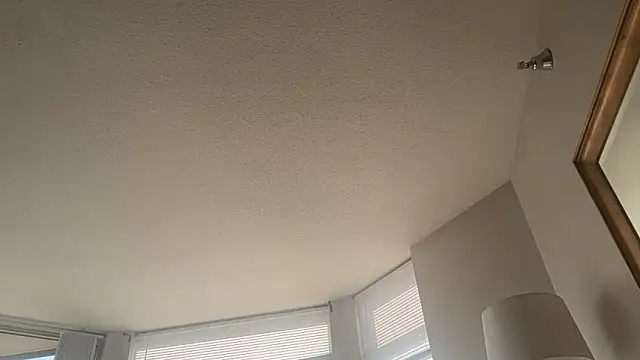 bubblebuttblondeboy élő chatszobája