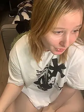 MargoPinky1's Live XXX Chat