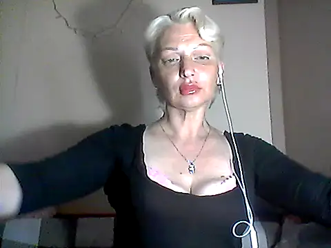 Онлайн чат XXX MaryJane441