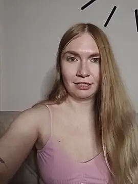 Chat +18 de KisaVixen ao vivo