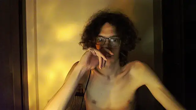 Chat XXX en directo de LovesomeCookie