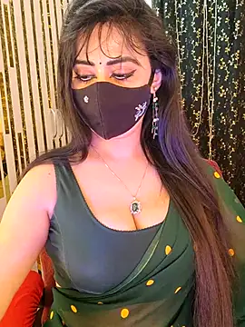 Chat +18 de Sharmili_Shehzadi ao vivo