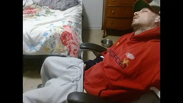 Pokazy przed kamerką – DADDY_KANE8---
