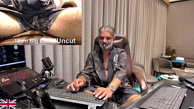 OnlineBossUK – Live XXX-chat