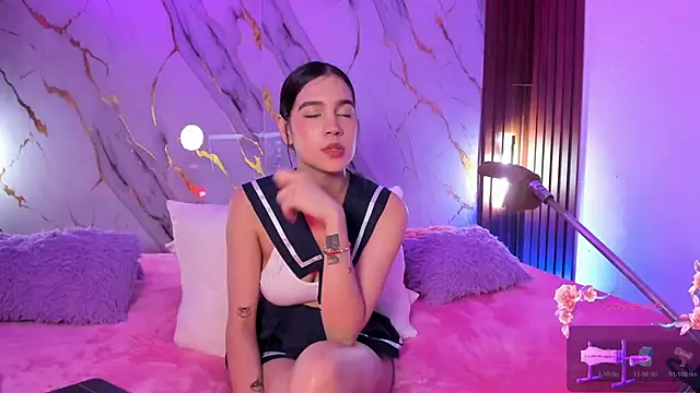 Emmiicute Chat XXX in diretta