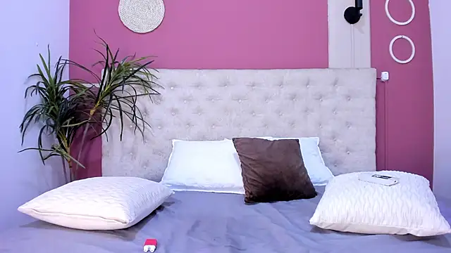Gaby_Rouge Chat XXX in diretta