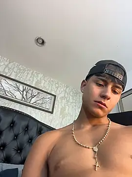Chat XXX Live Lander_Cruz