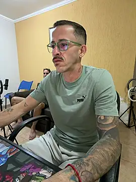 MeladoDiMel: απευθείας συνομιλία ΧΧΧ
