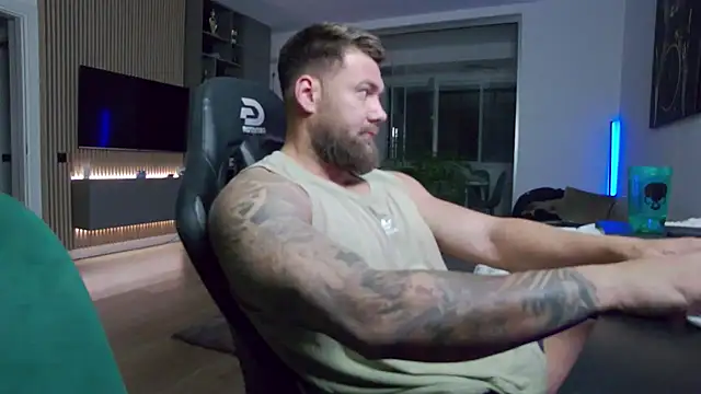 UbbeViking Live XXX-chat