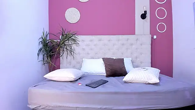 Gaby_Rouge's Live XXX Chat