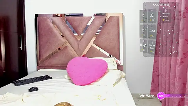 Dark-Luna's Live XXX Chat