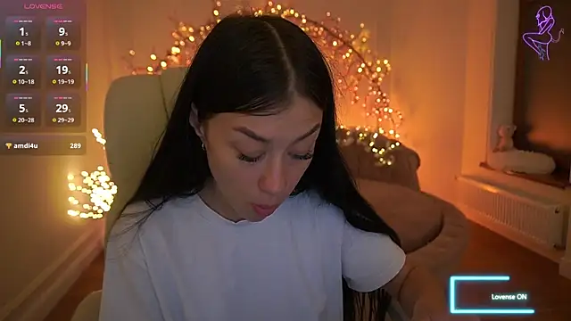 Онлайн чат XXX FataleNellie