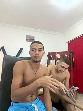 Show Webcam de friends_lust_latin