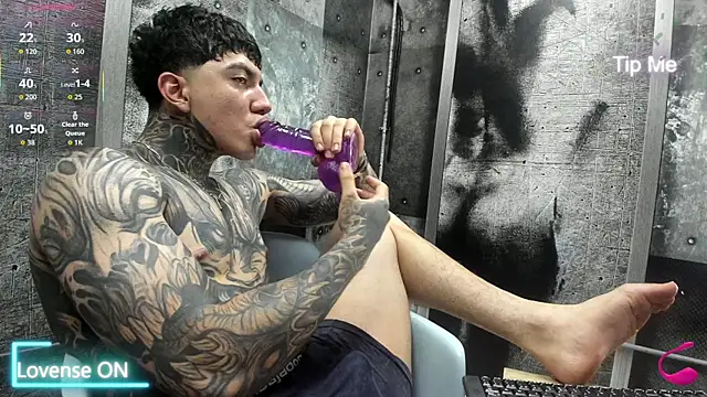 Gury_tattoo Chat XXX live