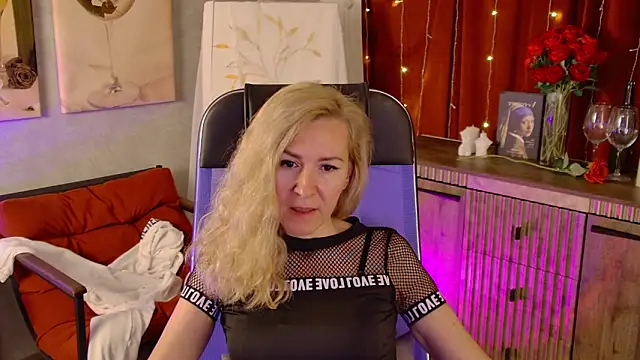 Chat XXX en directo de DonnaSmitth