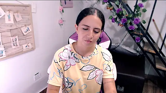 Chatroom XXX en direct de samantha_baby_