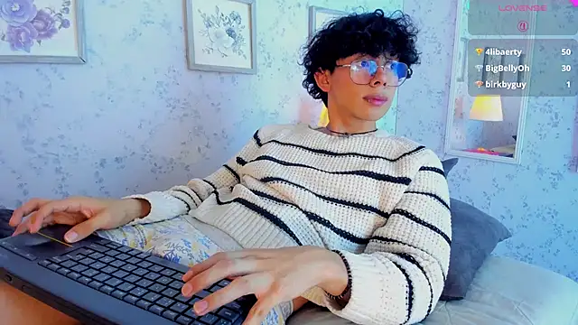 Chat +18 de liam_twiink ao vivo