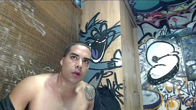 Justin_Frank Chat XXX live