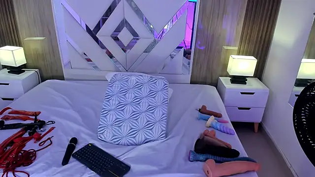VanessaHard_as: онлайн-секс-чат