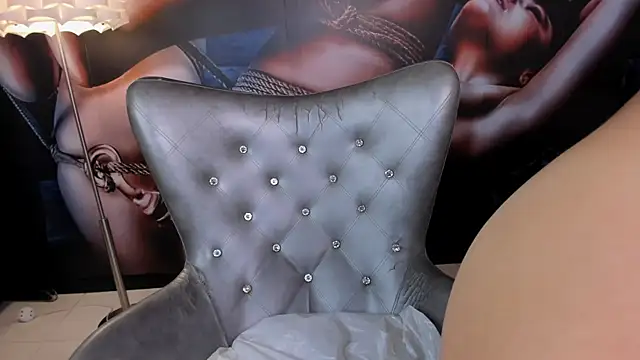 Czat XXX na żywo – foxy_monserrat