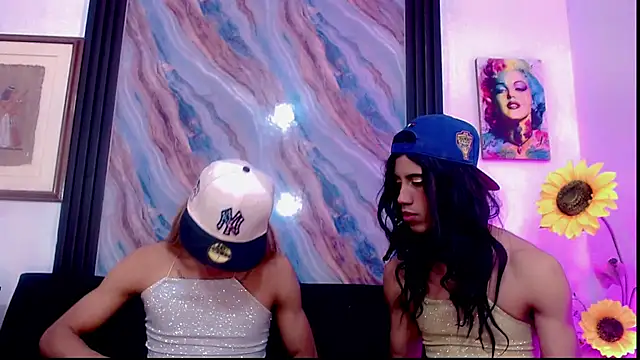 XXX chat uživo modela Elena_and_Julian