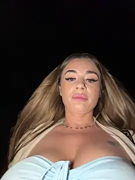 IsabellaEtthan Chat XXX live