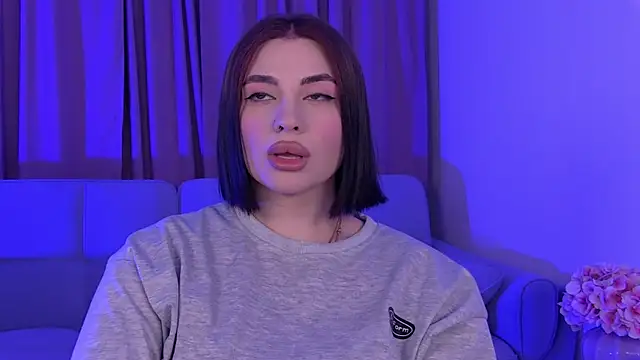แชท XXX สดของ AdrianaToress