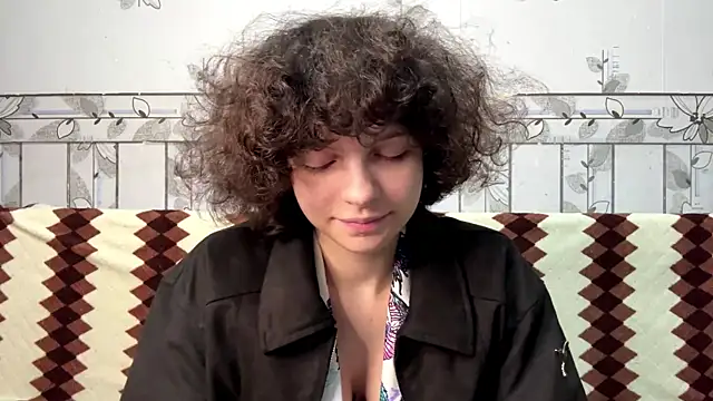 צ'אט XXX בשידור חי של Nikatyanxx