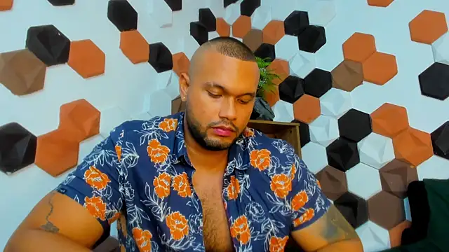 CharlieGrifinX webcam show