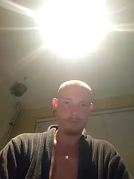 piercingpik webcam show