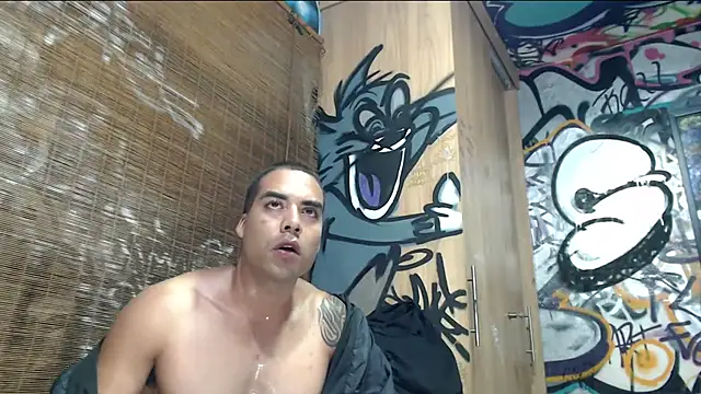Chat XXX en directo de Justin_Frank