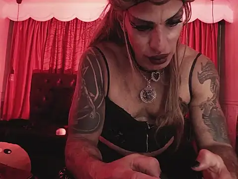 แชท XXX สดของ Lilith_madame_satan