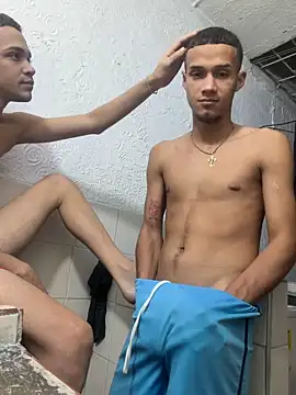 XXX chat uživo modela friends_lust_latin