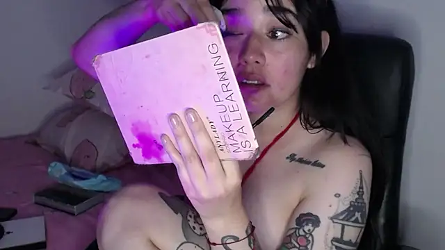 NewAgatha_Bolton 现场XXX聊天