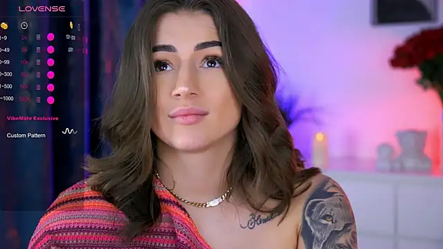 XXX chat uživo modela AishaSins