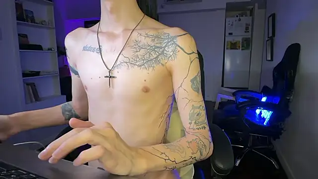 Webkamerová show Den_BlueXx