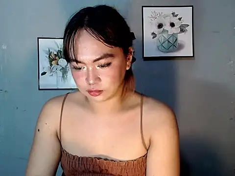 Show de Asianblk_barbiedoll na webcam