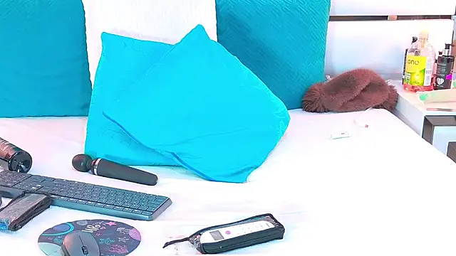 SabrinnaTaylor's Live XXX Chat
