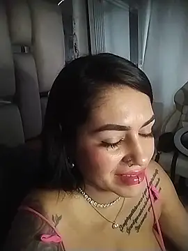 chelaqueen_'s Live XXX Chat