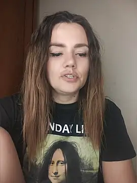 Онлайн чат XXX KrissSexi